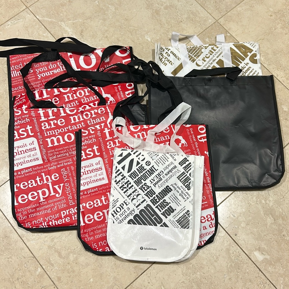Lululemon shopping bags